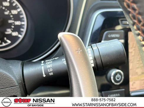 Used 2021 Nissan Maxima SR w/ Sport Mat Group image 23