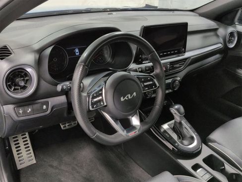 Used 2023 Kia Forte GT-Line w/ GT-Line Premium Package image 10