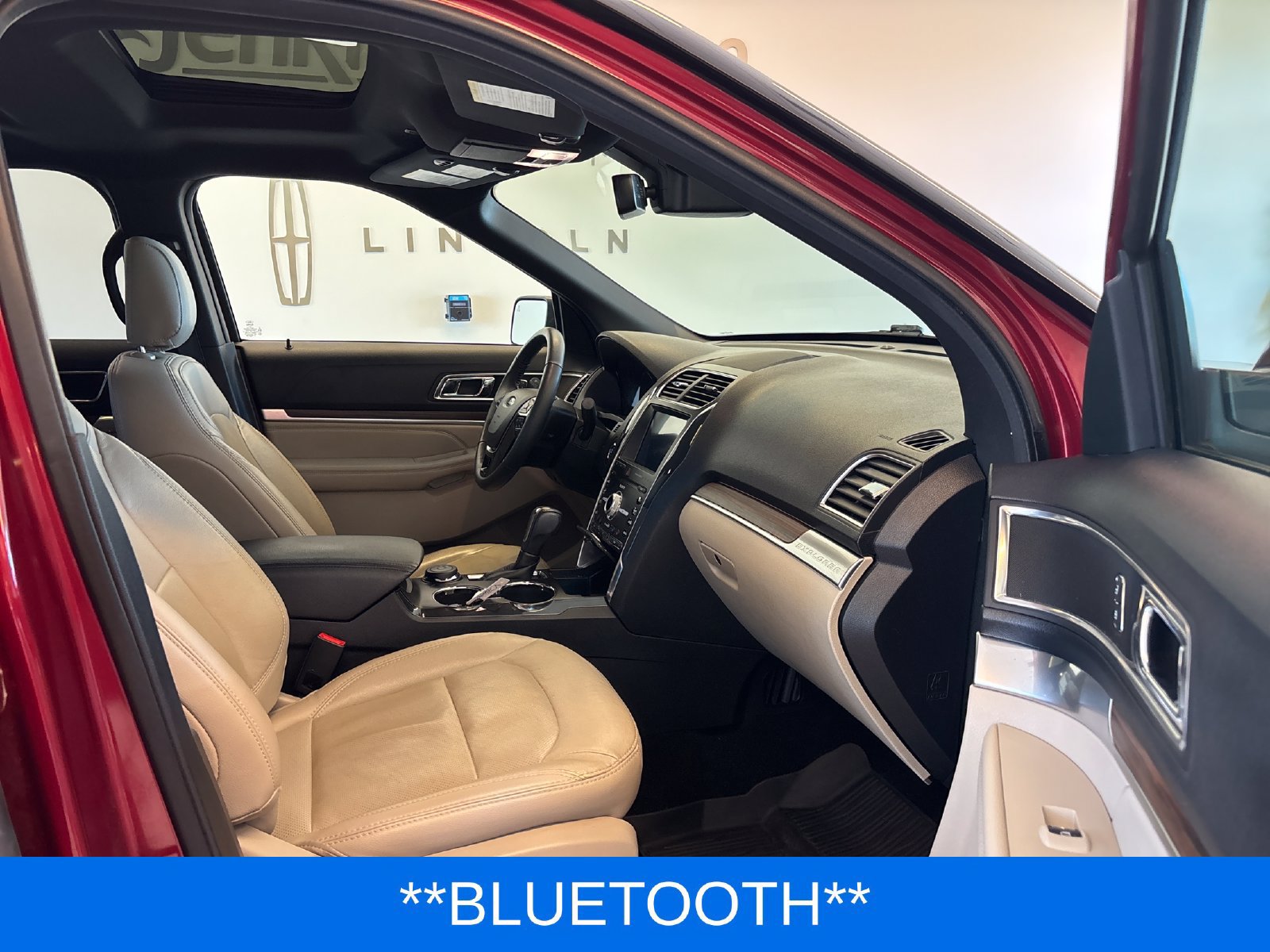 Used 2019 Ford Explorer Limited AWD/4WD image 8
