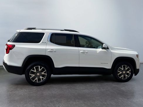 Used 2020 GMC Acadia SLE w/ Driver Convenience Package FWD image 4