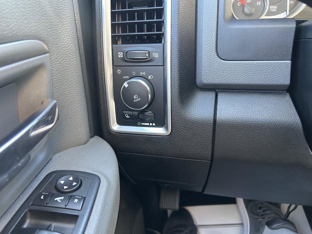Used 2017 RAM 1500 Big Horn AWD/4WD image 28