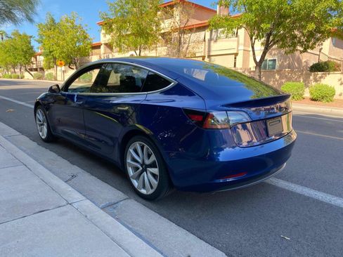 Used 2020 Tesla Model 3 Standard Range Plus RWD image 10