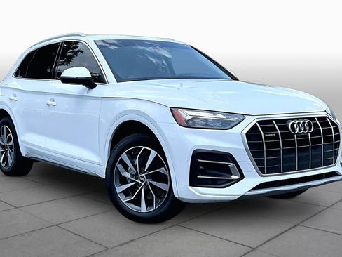 Used 2021 Audi Q5 2.0T Premium Plus w/ Premium Plus Package AWD/4WD image 3