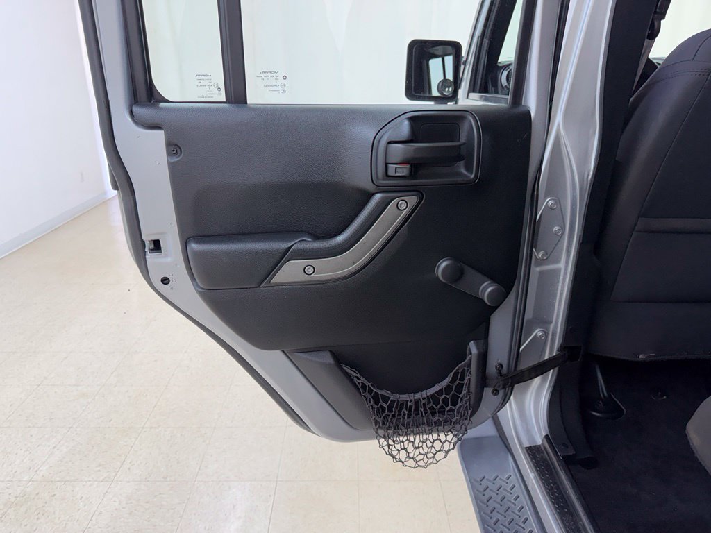 Used 2017 Jeep Wrangler Unlimited Sport AWD/4WD image 13