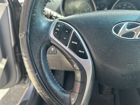 Used 2013 Hyundai Elantra Limited FWD image 13