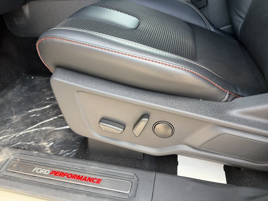 New 2026 Ford Bronco Raptor AWD/4WD image 13