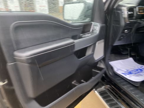 Used 2022 Ford F150 Lariat image 12