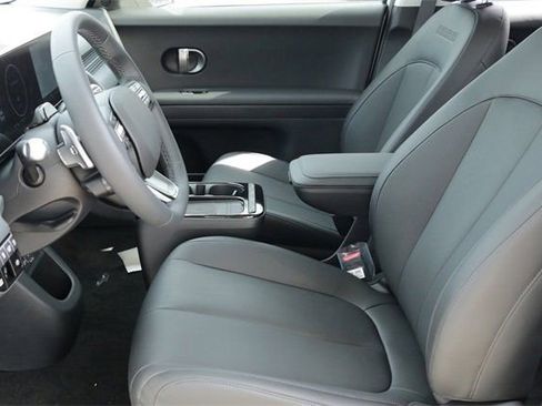 New 2026 Hyundai Ioniq 5 SEL image 9