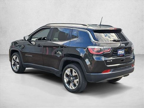 Used 2018 Jeep Compass Limited w/ Navigation Group AWD/4WD image 8