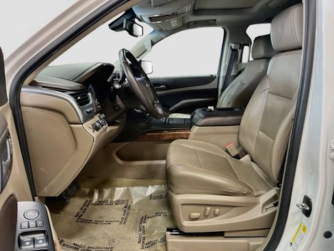Used 2017 Chevrolet Tahoe Premier AWD/4WD image 22
