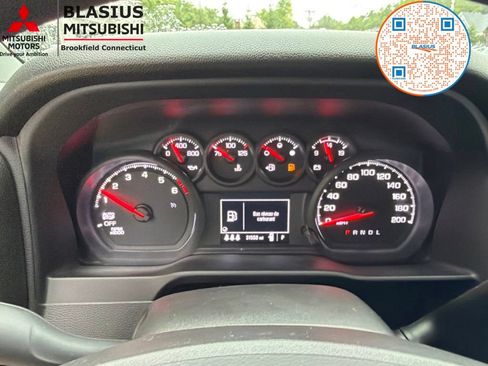 Used 2024 Chevrolet Silverado 1500 Custom AWD/4WD image 27
