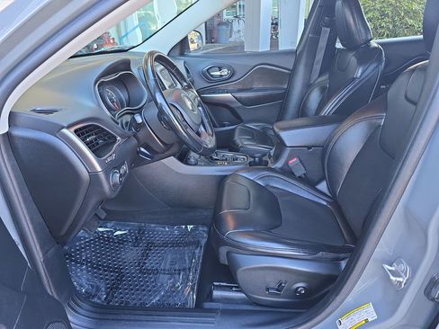 Used 2020 Jeep Cherokee Latitude Plus w/ Cold Weather Group image 21