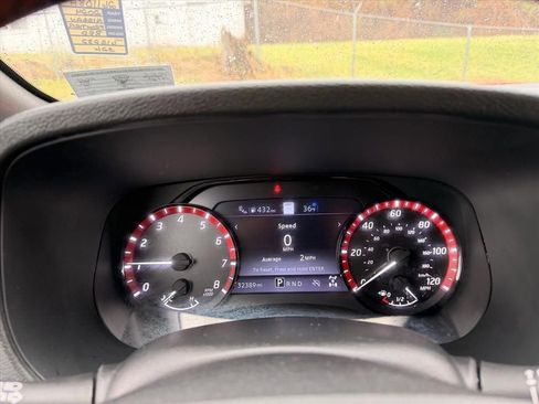 Used 2024 Nissan Frontier PRO-4X w/ Pro Convenience Package image 20