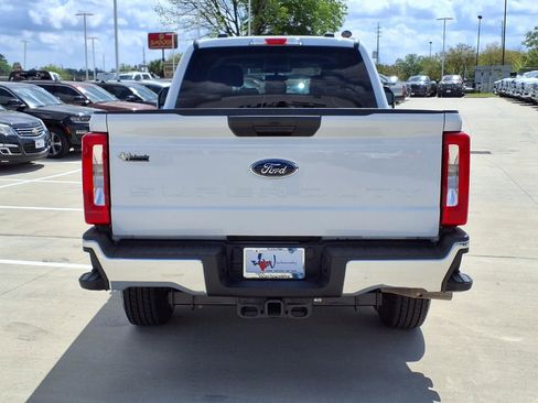 Used 2025 Ford F250 XLT AWD/4WD image 7