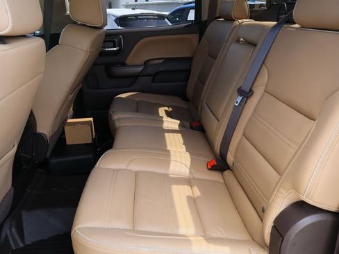 Certified 2019 GMC Sierra 2500 Denali w/ Duramax Plus Package AWD/4WD image 25