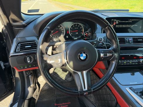 Used 2016 BMW M6 Base 2dr Convertible image 19
