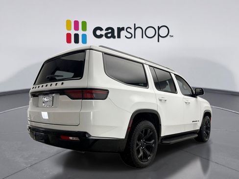 Used 2023 Jeep Wagoneer Series II image 5