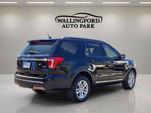Used 2019 Ford Explorer XLT w/ Equipment Group 201A AWD/4WD image 4