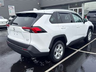 Used 2021 Toyota RAV4 XLE video 2