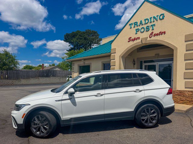 Used 2022 Volkswagen Tiguan SE FWD image 25