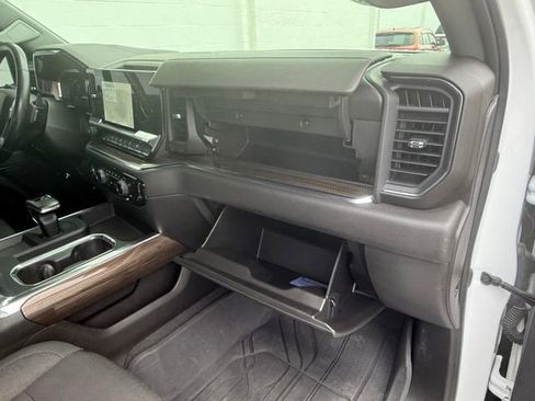 Used 2022 Chevrolet Silverado 1500 RST w/ Protection Package AWD/4WD image 22