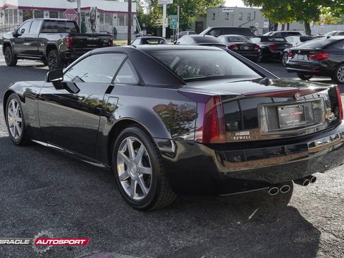 Used 2005 Cadillac XLR image 5