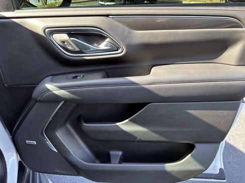 Used 2021 GMC Yukon AT4 image 13