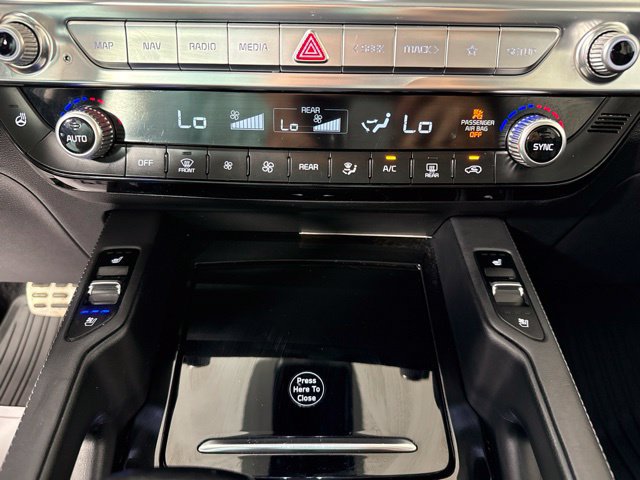 Used 2022 Kia Telluride SX w/ Nightfall Edition Package AWD/4WD image 26
