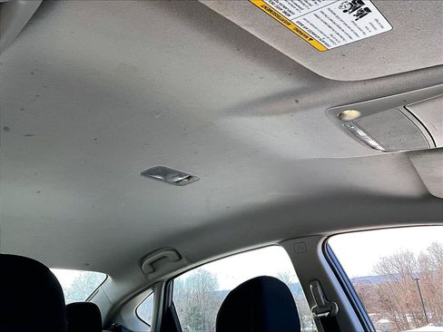 Used 2019 Nissan Sentra S image 19