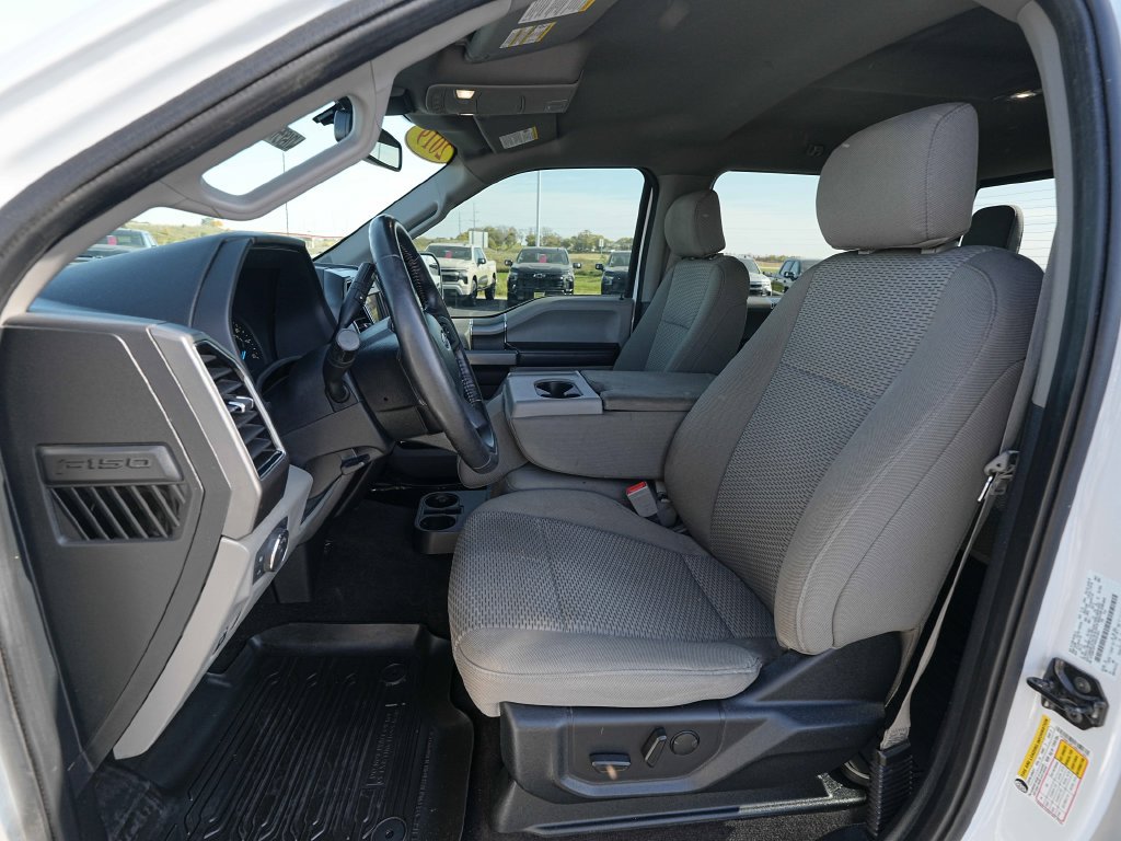 Used 2019 Ford F150 XLT w/ Equipment Group 302A Luxury AWD/4WD image 18