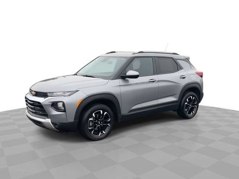 Certified 2023 Chevrolet TrailBlazer LT w/ Convenience Package AWD/4WD image 4