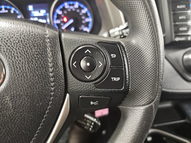 Used 2018 Toyota RAV4 LE w/ All Weather Liner Package AWD/4WD image 20