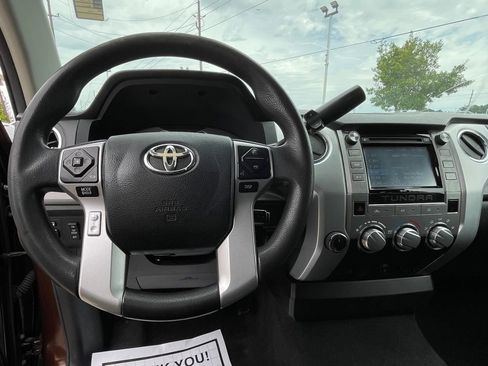 Used 2016 Toyota Tundra SR5 AWD/4WD image 18