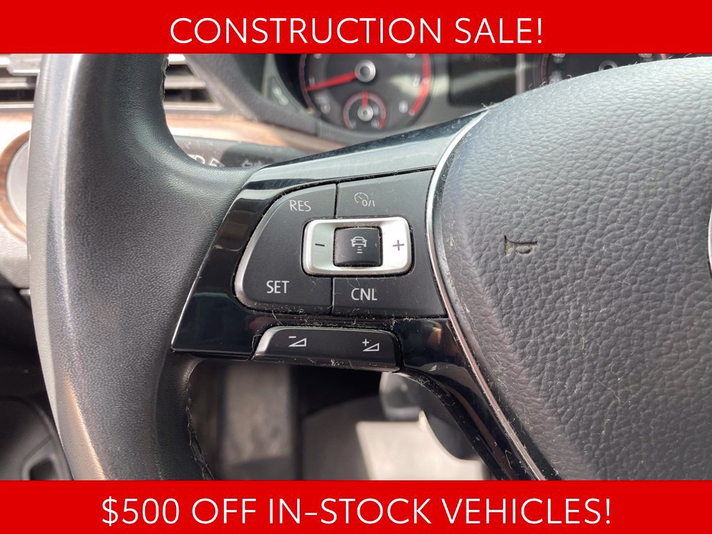 Used 2022 Volkswagen Passat 2.0T FWD image 24