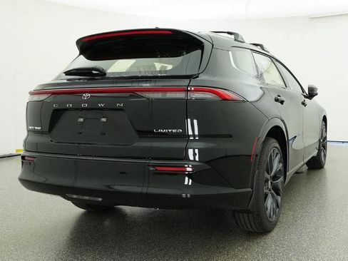 New 2026 Toyota Crown Signia AWD/4WD image 32