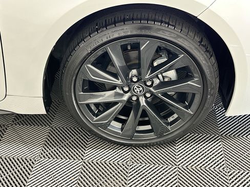 Used 2023 Toyota Corolla SE FWD image 11
