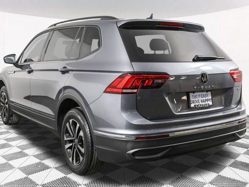 Used 2022 Volkswagen Tiguan S image 18