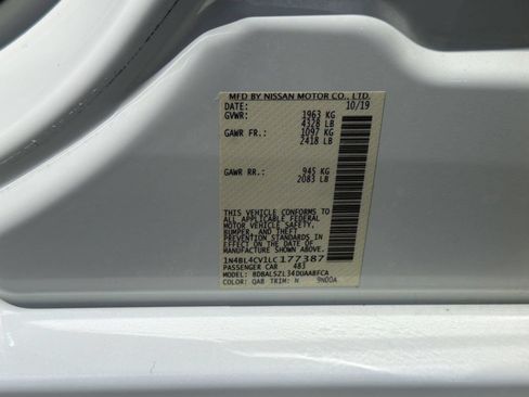 Used 2020 Nissan Altima 2.5 SR w/ Premium Package FWD image 25