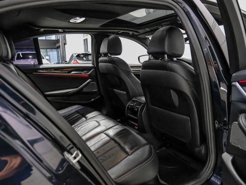 Used 2022 BMW 540i w/ M Sport Package image 45