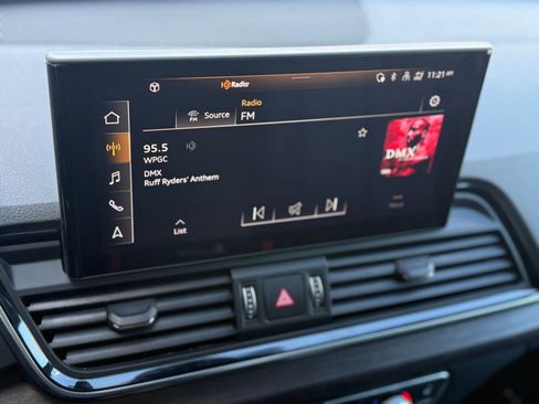 Used 2022 Audi Q5 2.0T Premium image 23