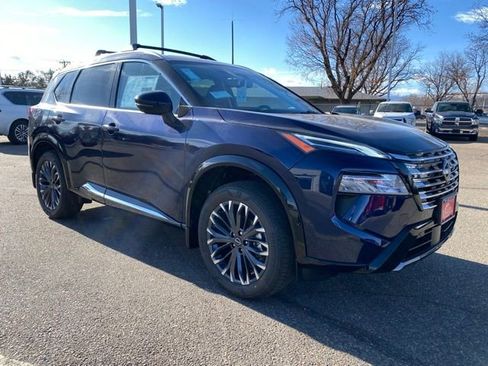 New 2026 Nissan Rogue Platinum image 7