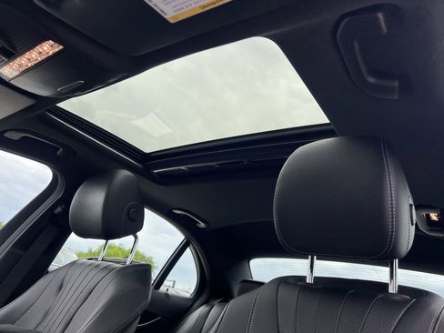 Used 2019 Mercedes-Benz E 300 image 21