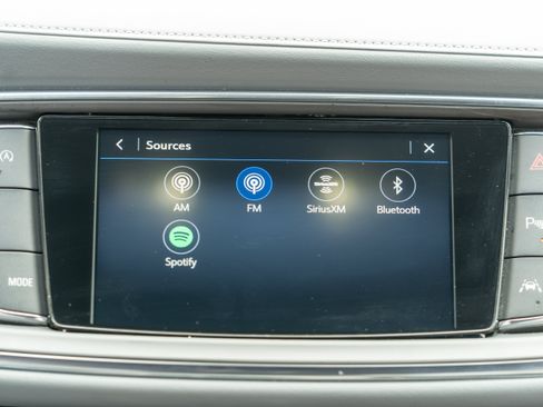 Used 2024 Buick Enclave Essence w/ Experience Buick Package FWD image 32
