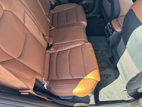 New 2026 Genesis GV70 2.5T Advanced image 18