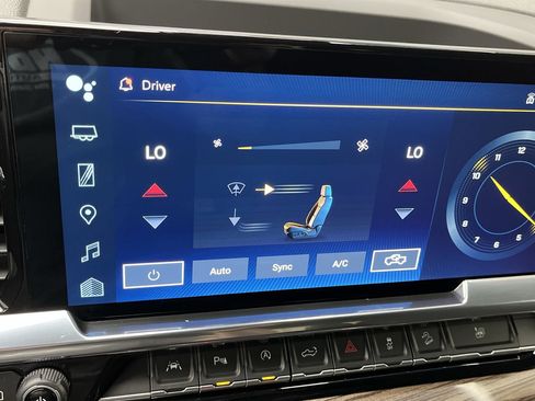 Certified 2024 Chevrolet Silverado 1500 RST w/ Convenience Package II image 21