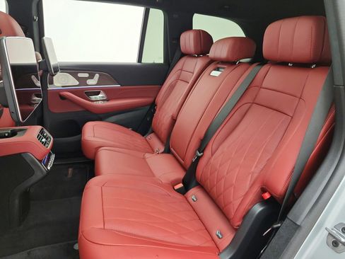 New 2026 Mercedes-Benz GLS 63 AMG 4MATIC image 11