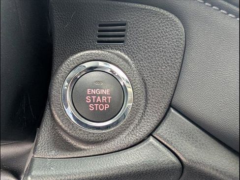 Used 2023 Subaru Outback Limited image 11