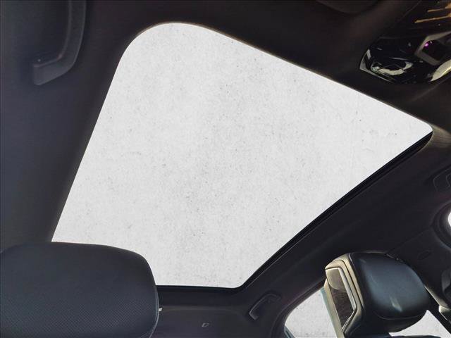 Used 2023 BMW 740i RWD image 19