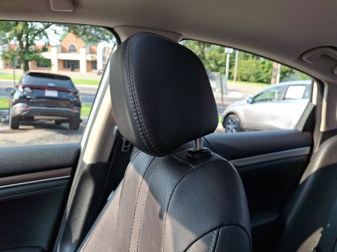 Certified 2020 Honda Civic EX-L image 17