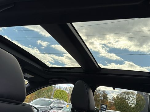 Certified 2024 MAZDA CX-90 Plug-In Hybrid w/ Premium Plus image 27